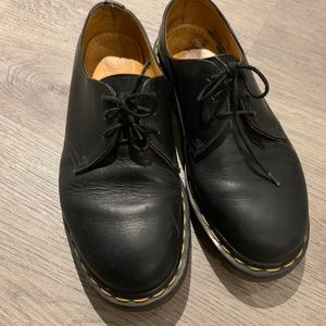 Doc Dr. Martens Black Oxford Shoes size 8